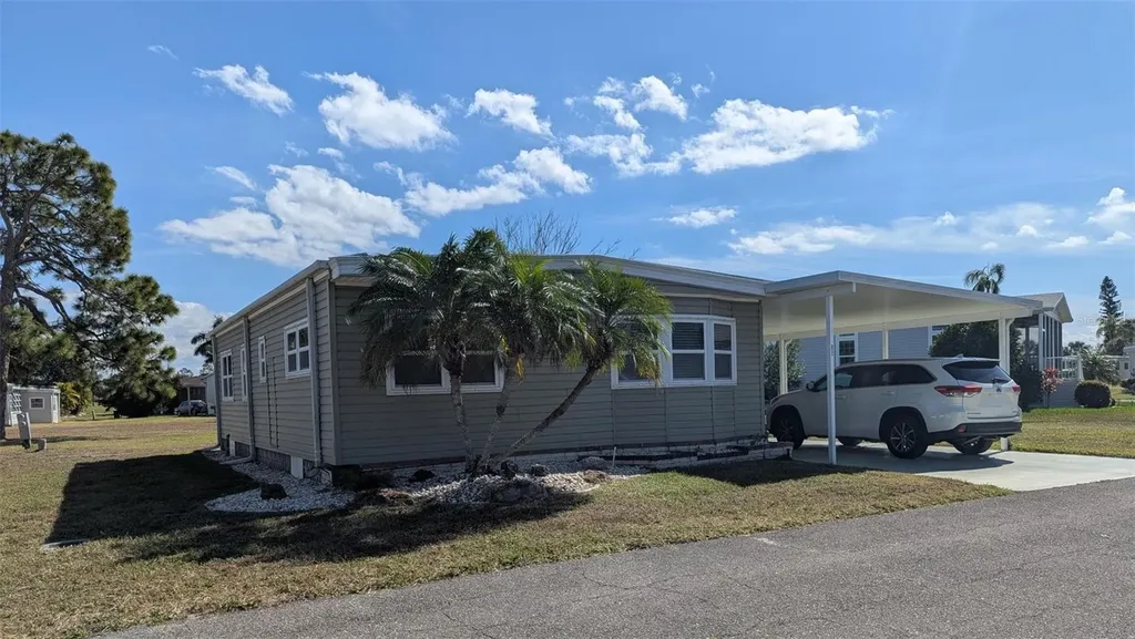 2100 Kings Highway Port Charlotte FL 33980