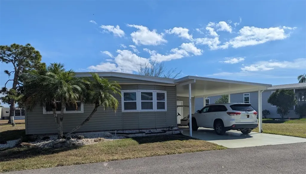 2100 Kings Highway Port Charlotte FL 33980