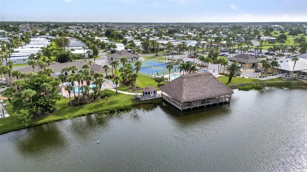 2100 Kings Highway Port Charlotte FL 33980