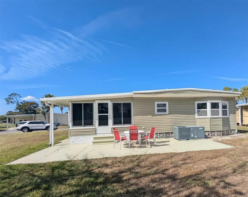 2100 Kings Highway Port Charlotte FL 33980