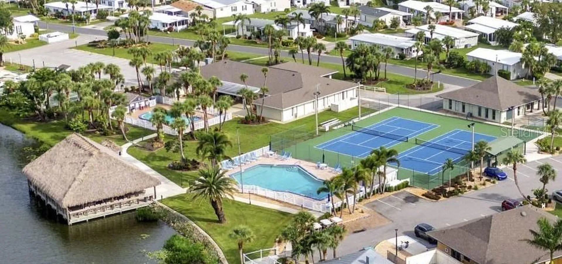 2100 Kings Highway Port Charlotte FL 33980