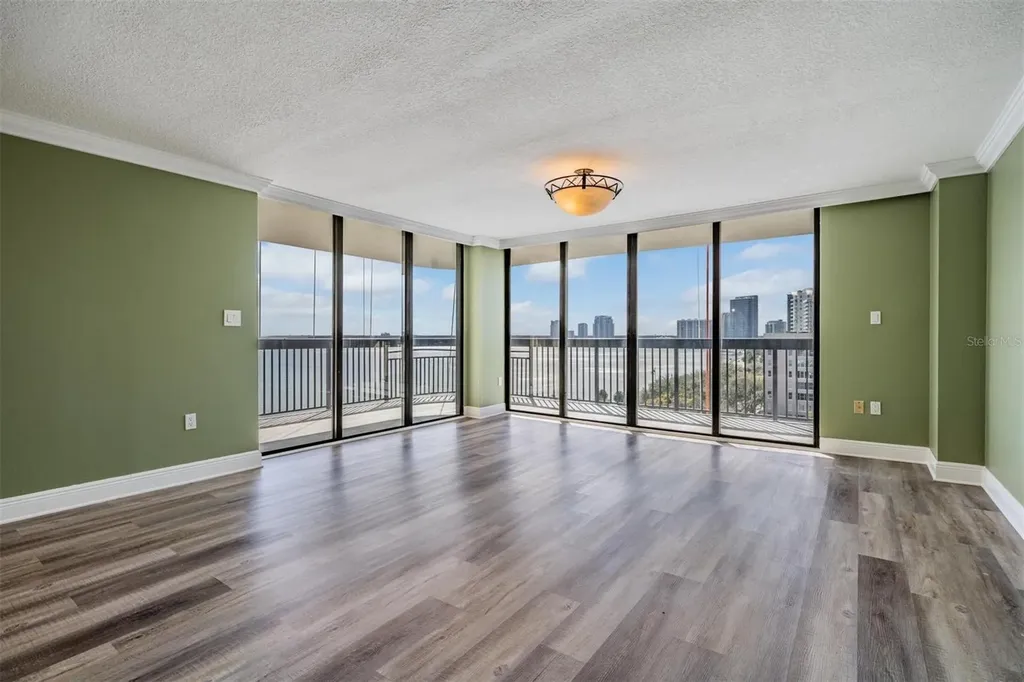 2413 Bayshore Boulevard Tampa FL 33629