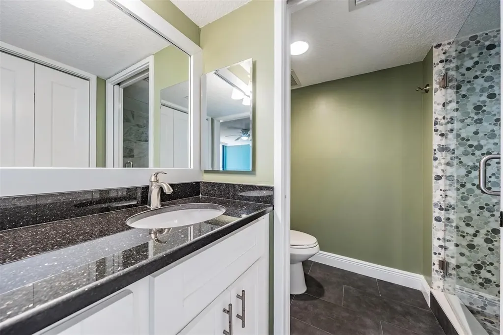 2413 Bayshore Boulevard Tampa FL 33629