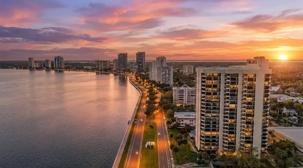 2413 Bayshore Boulevard Tampa FL 33629