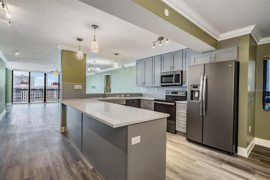 2413 Bayshore Boulevard Tampa FL 33629