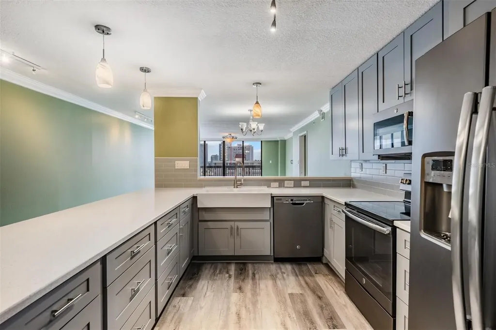 2413 Bayshore Boulevard Tampa FL 33629
