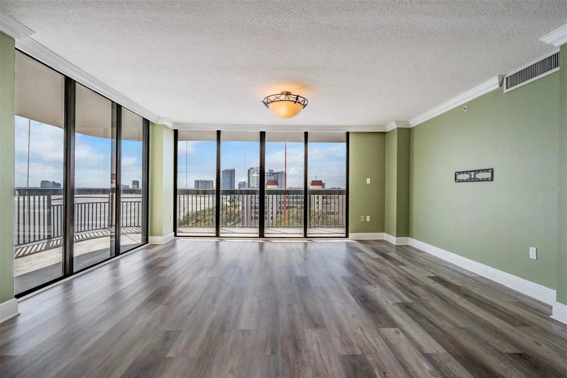 2413 Bayshore Boulevard Tampa FL 33629
