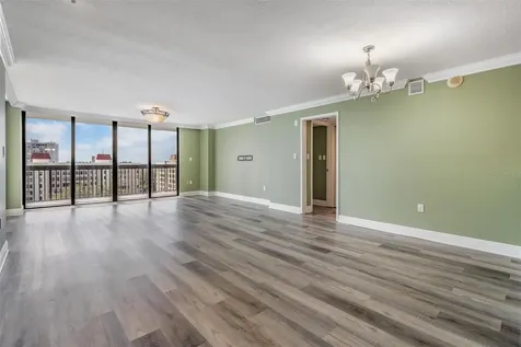 2413 Bayshore Boulevard Tampa FL 33629