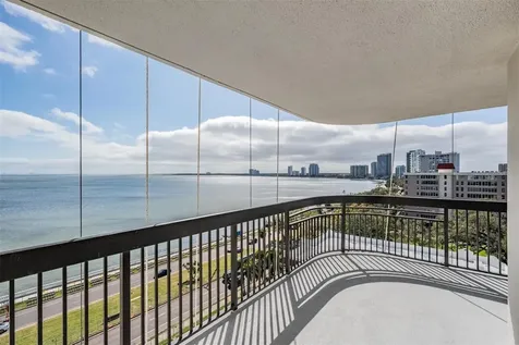 2413 Bayshore Boulevard Tampa FL 33629