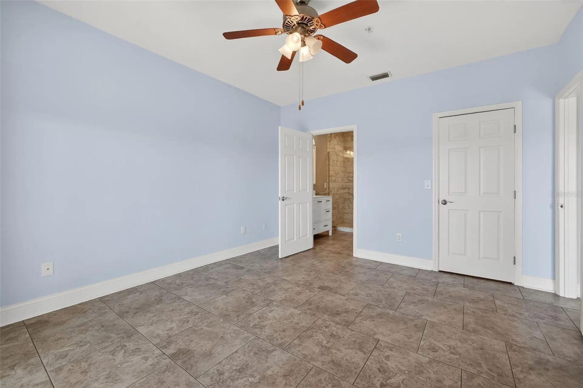 2700 N Peninsula Avenue New Smyrna Beach FL 32169