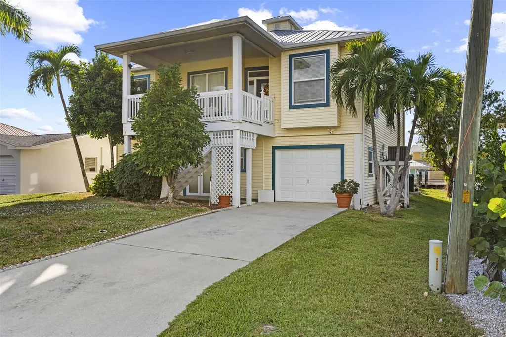 2291 Palm Avenue St James City FL 33956