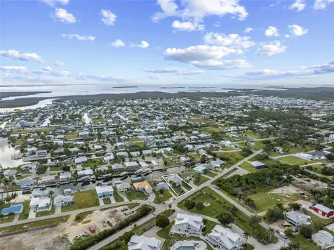 2291 Palm Avenue St James City FL 33956