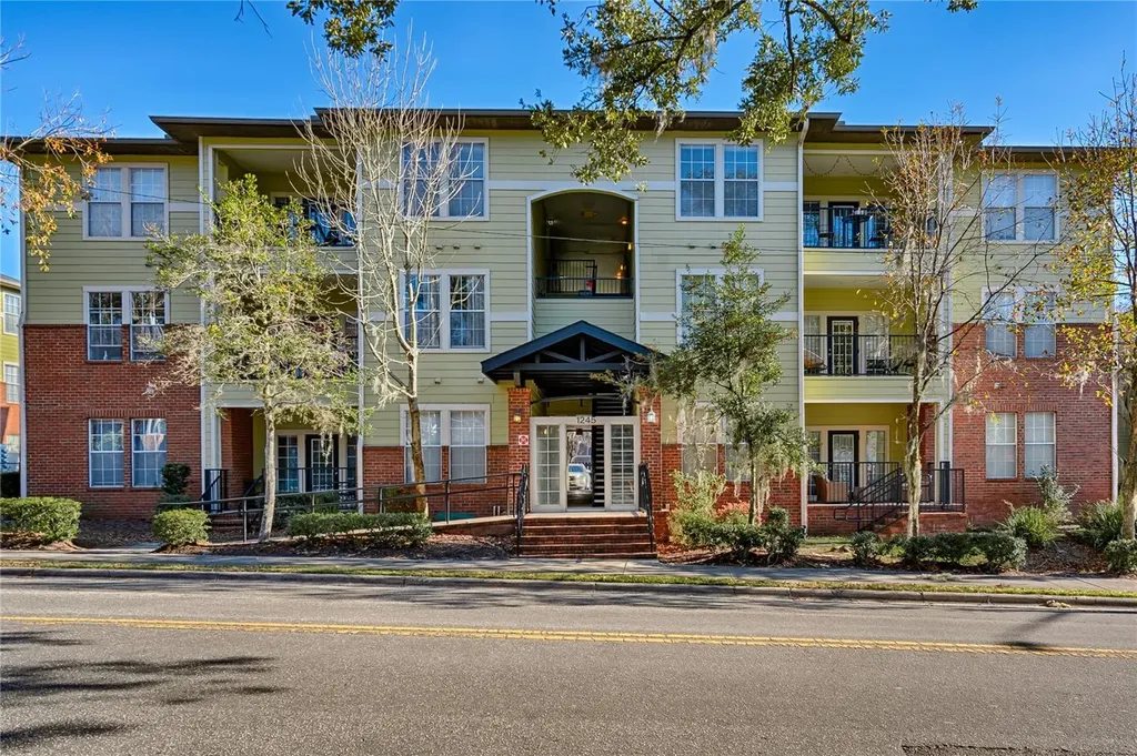 1245 SW 9th Road Gainesville FL 32601