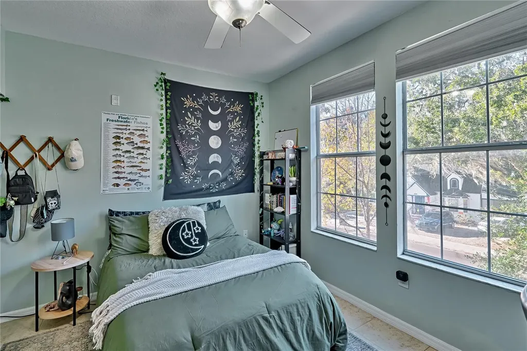 1245 SW 9th Road Gainesville FL 32601
