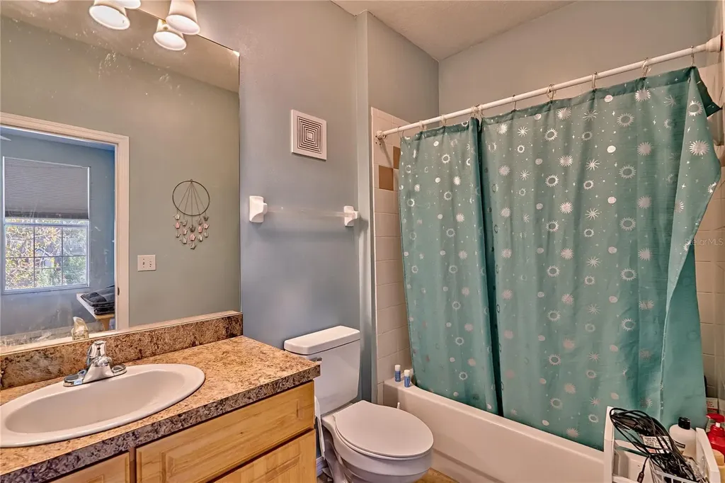 1245 SW 9th Road Gainesville FL 32601