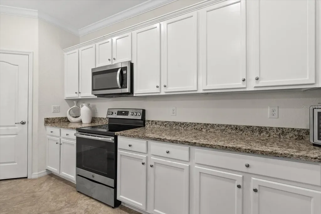 707 Fire Bush Court Bradenton FL 34212