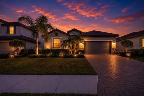 707 Fire Bush Court Bradenton FL 34212