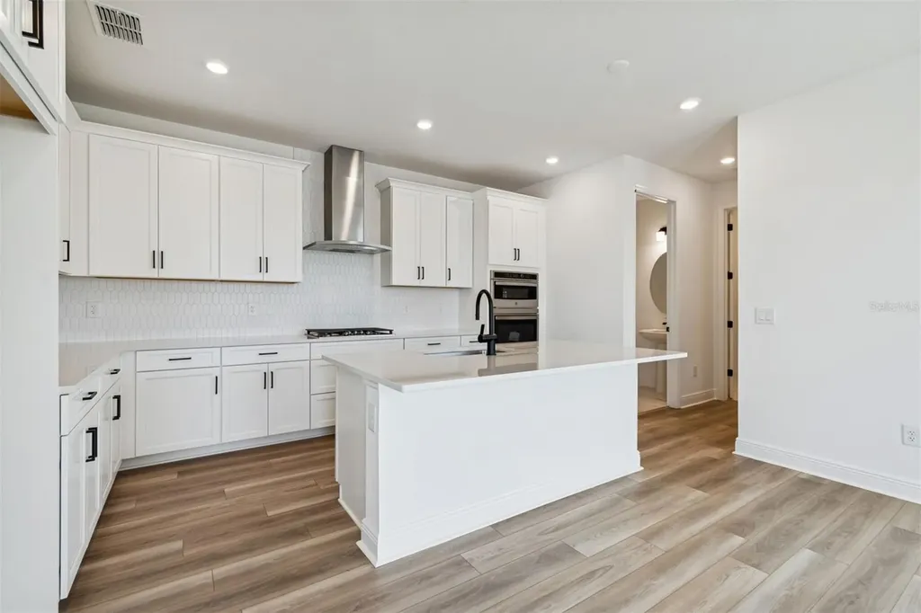 8007 Seaflower Parkway Bradenton FL 34210