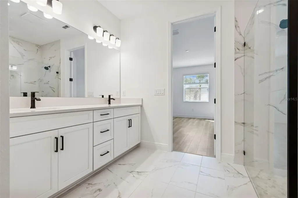 8007 Seaflower Parkway Bradenton FL 34210