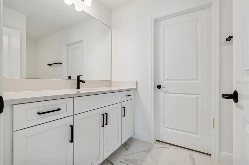 8007 Seaflower Parkway Bradenton FL 34210
