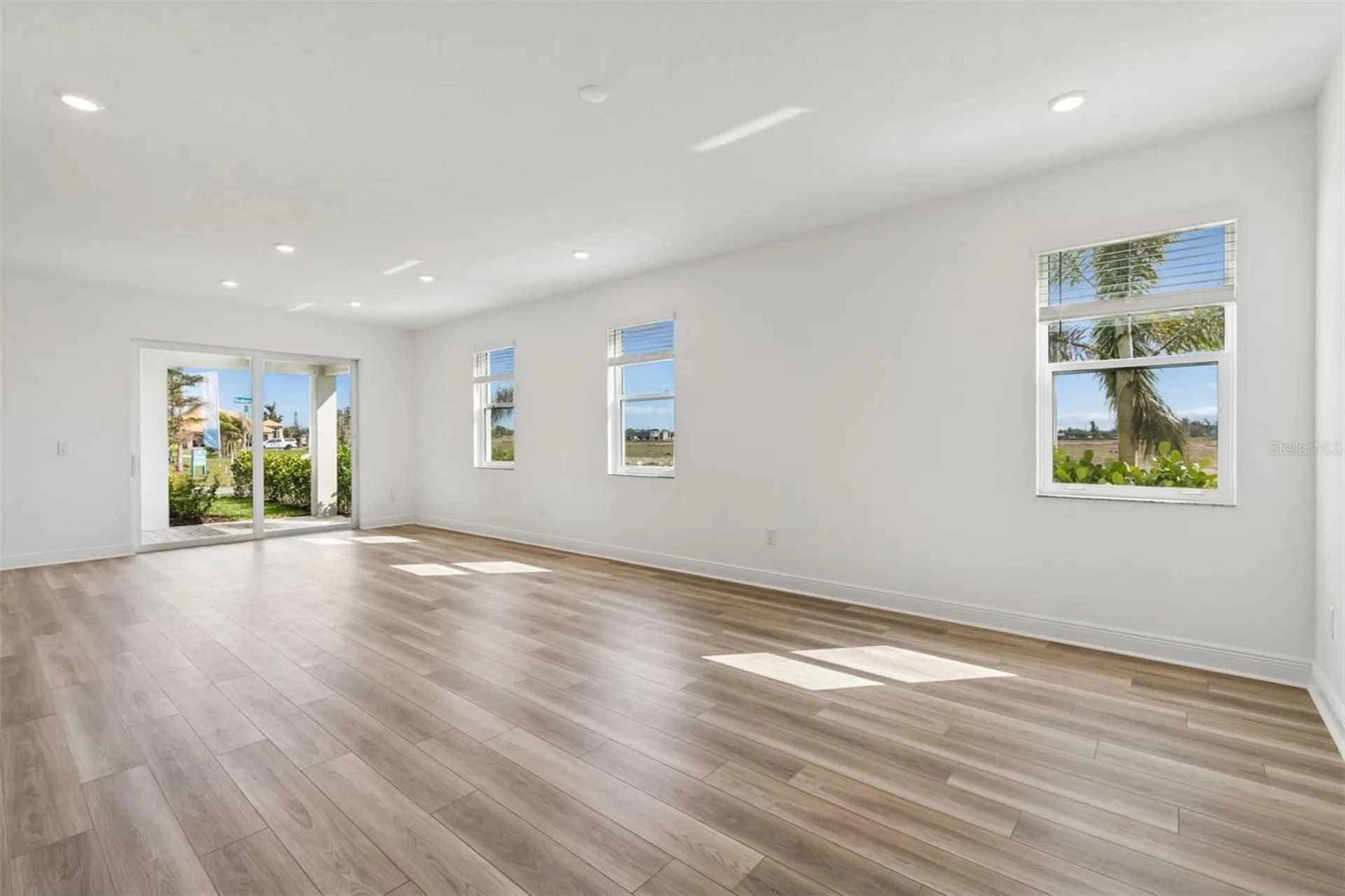 8007 Seaflower Parkway Bradenton FL 34210