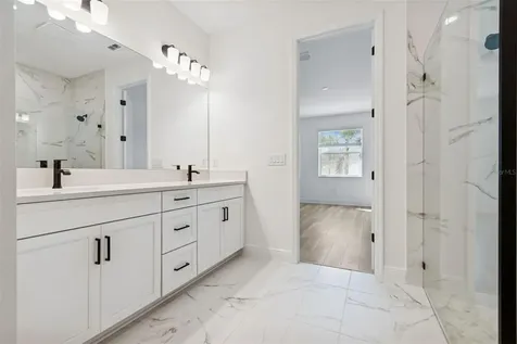 8007 Seaflower Parkway Bradenton FL 34210