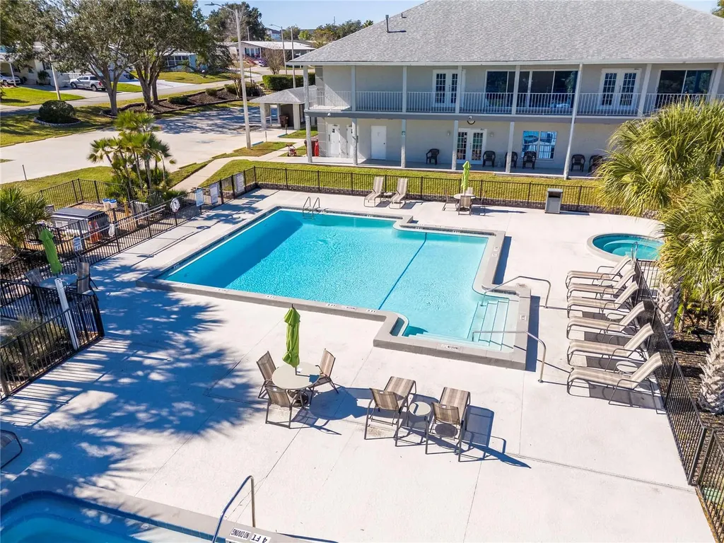 50989 Highway 27 Davenport FL 33897