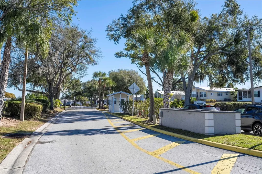 50989 Highway 27 Davenport FL 33897