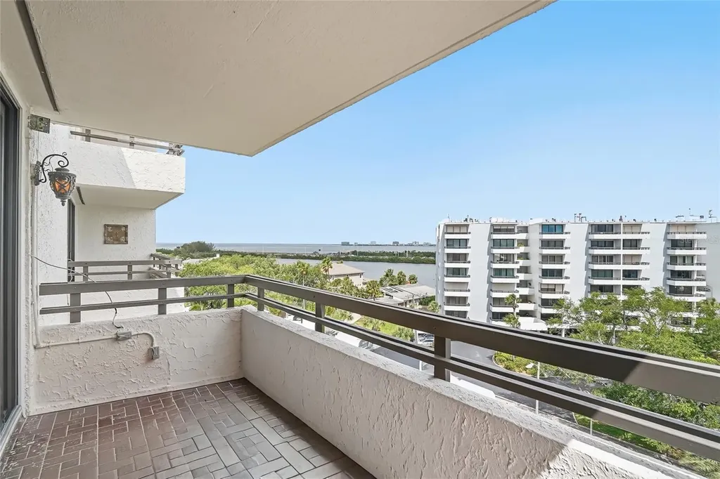 5700 Mariner Street Tampa FL 33609