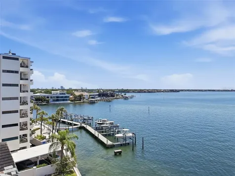 5700 Mariner Street Tampa FL 33609