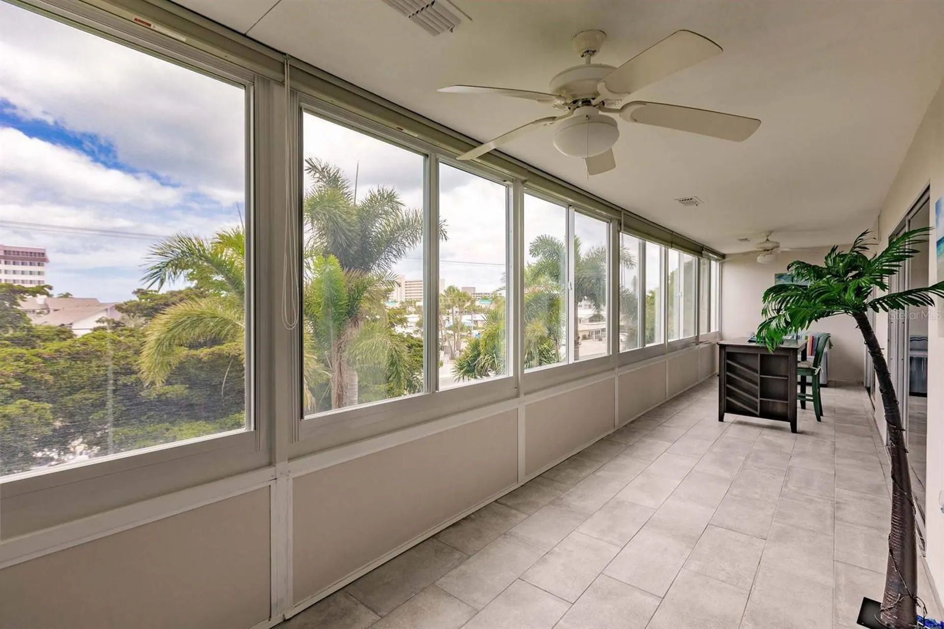 1200 E Peppertree Lane Sarasota FL 34242