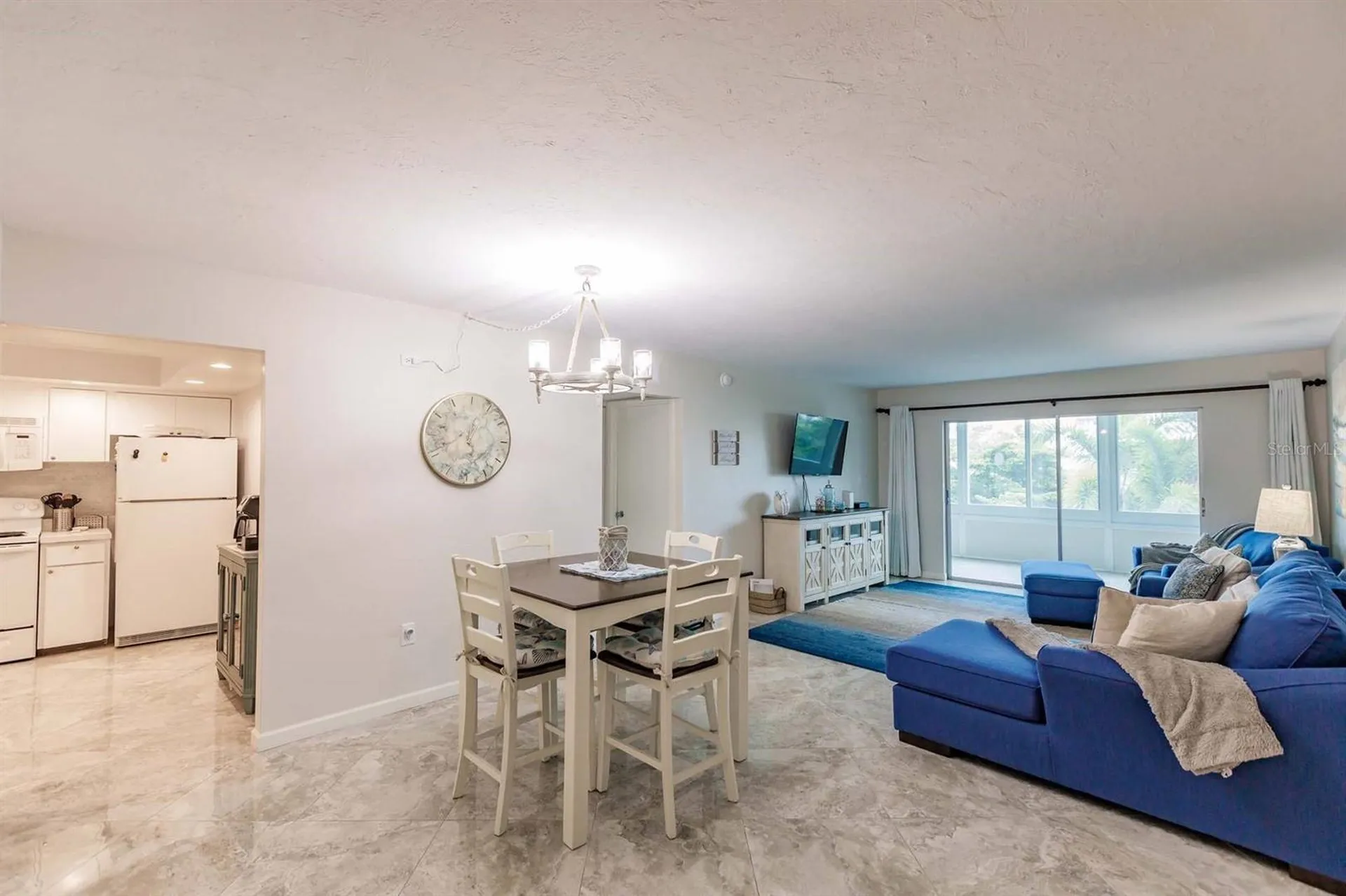 1200 E Peppertree Lane Sarasota FL 34242