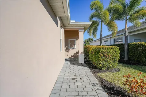 17884 Wayside Bend Punta Gorda FL 33982