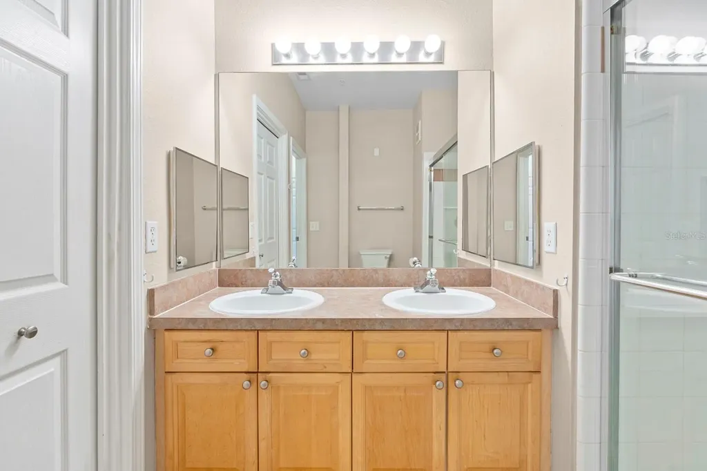 707 Terrace Ridge Circle Davenport FL 33896