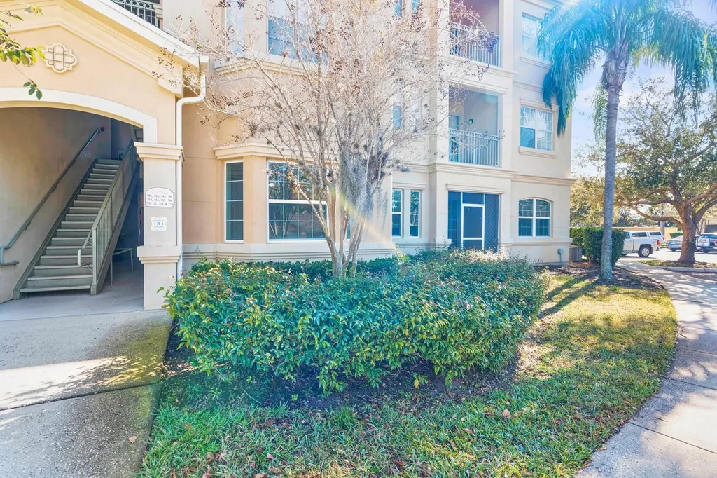 707 Terrace Ridge Circle Davenport FL 33896