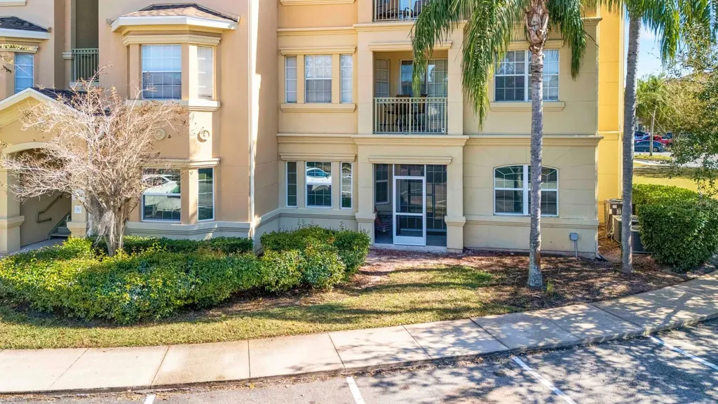 707 Terrace Ridge Circle Davenport FL 33896