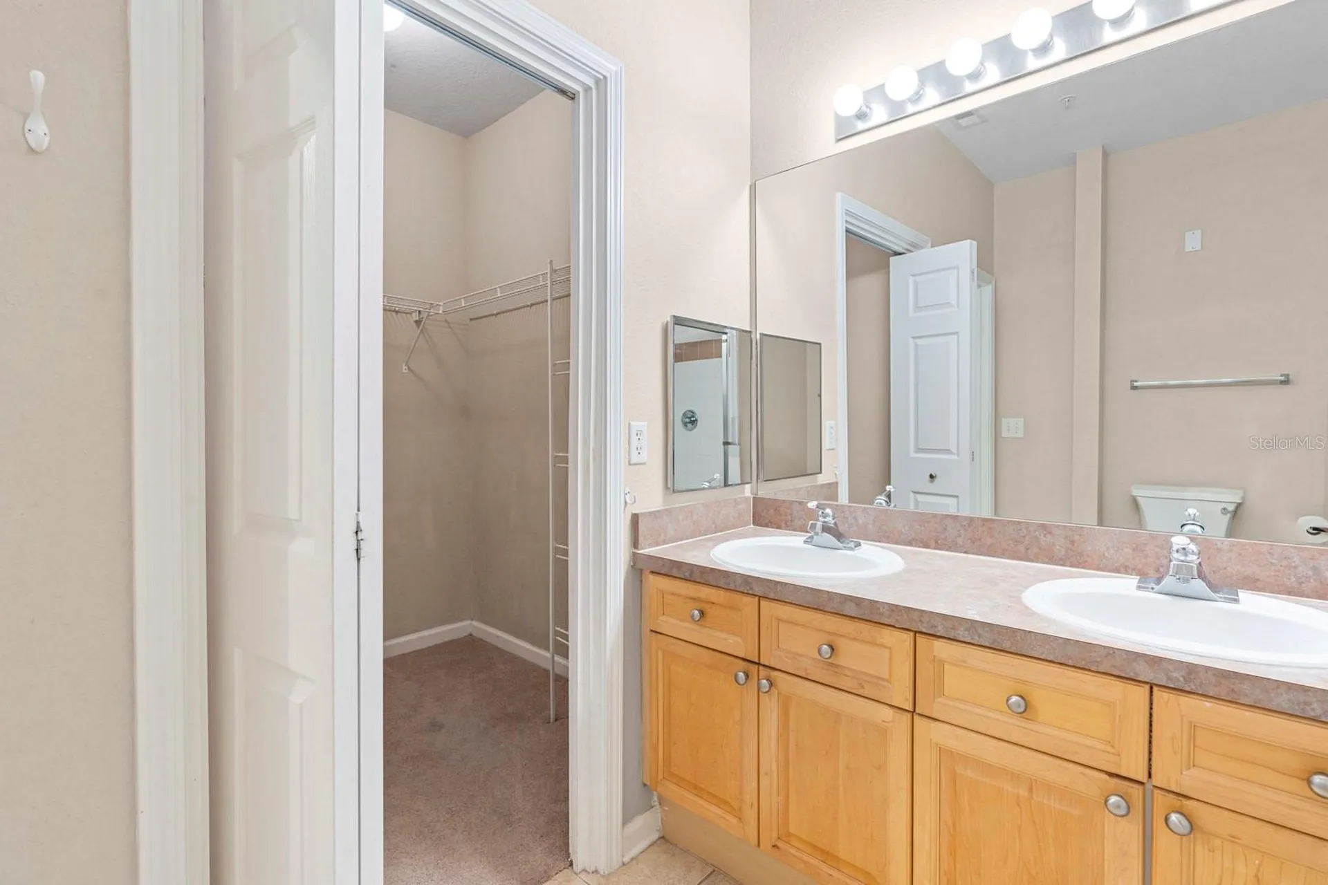 707 Terrace Ridge Circle Davenport FL 33896