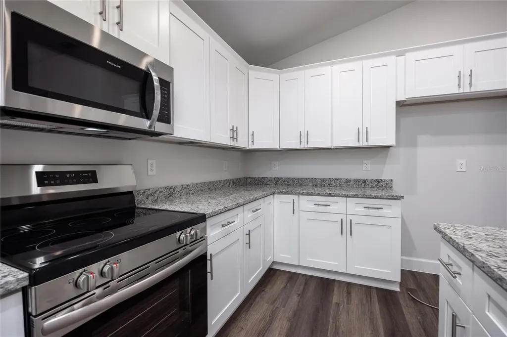 2602 SW 250th Terrace Newberry FL 32669