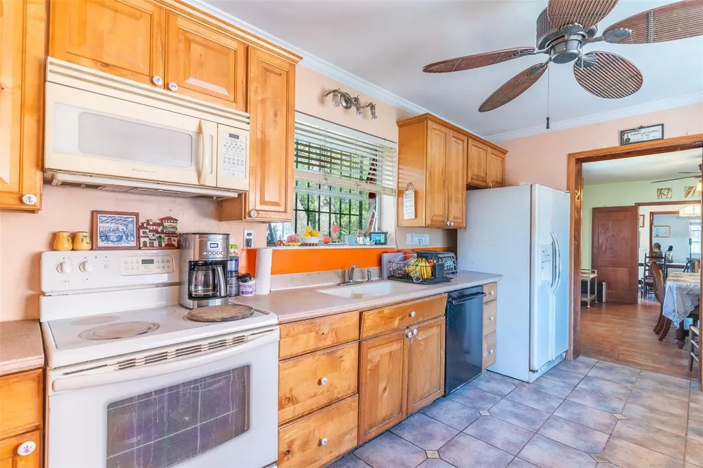 3655 N Scenic Highway Lake Wales FL 33898