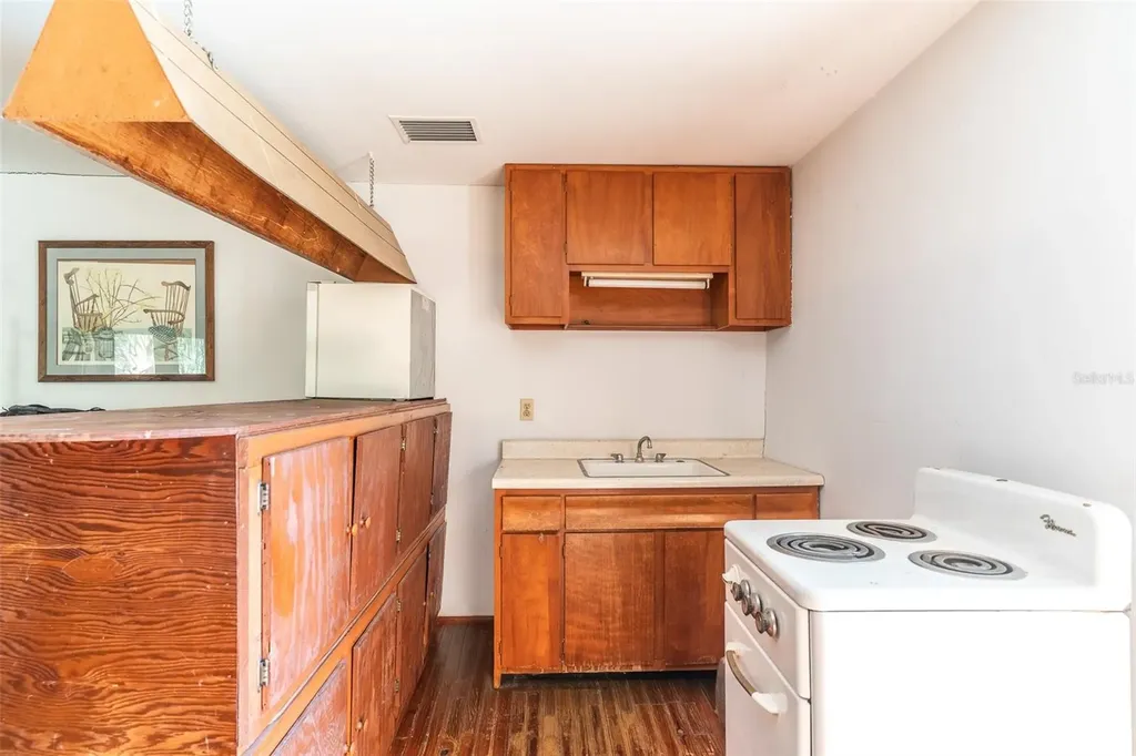 3655 N Scenic Highway Lake Wales FL 33898