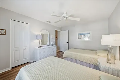 5231 Mahogany Run Avenue Sarasota FL 34241