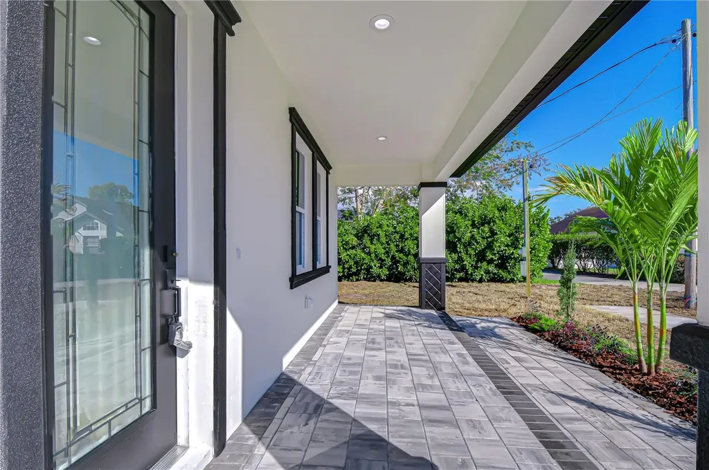 3213 W Aileen Street Tampa FL 33607