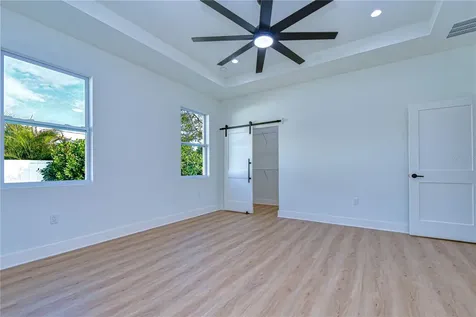 3213 W Aileen Street Tampa FL 33607