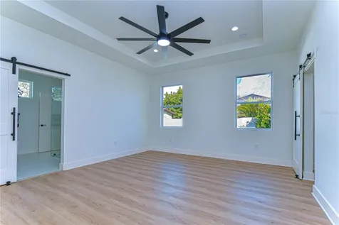 3213 W Aileen Street Tampa FL 33607