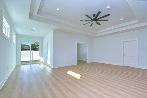3213 W Aileen Street Tampa FL 33607
