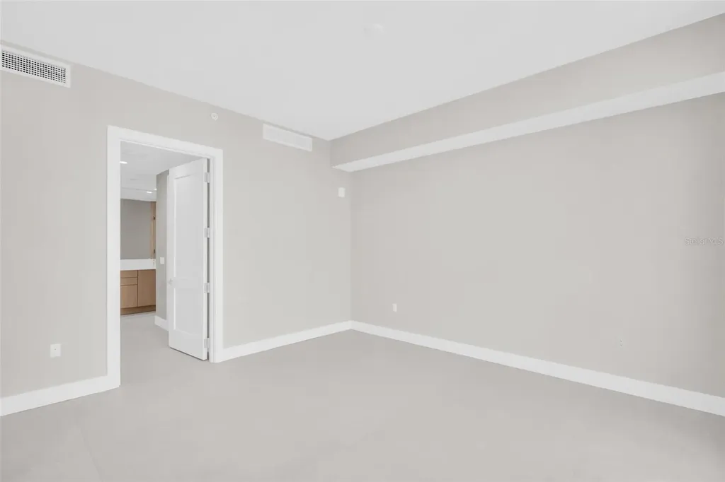 275 1st Avenue S St Petersburg FL 33701