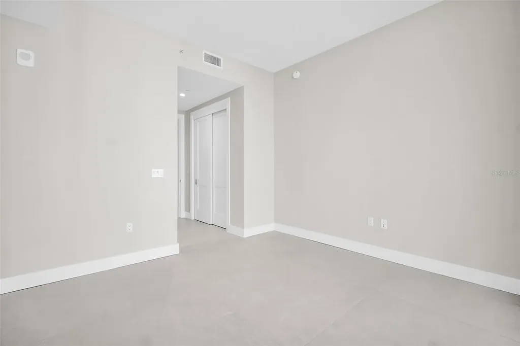 275 1st Avenue S St Petersburg FL 33701