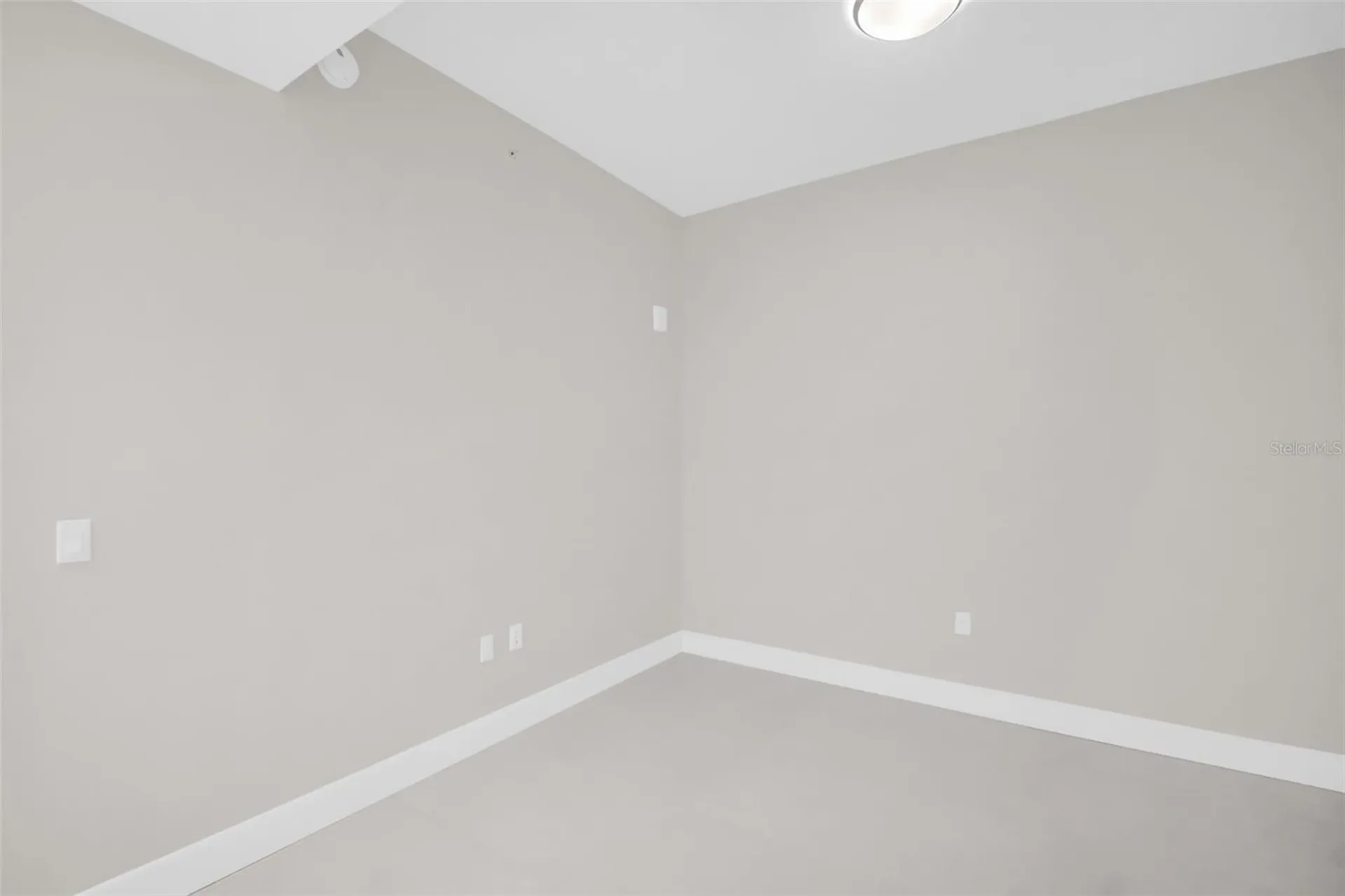275 1st Avenue S St Petersburg FL 33701