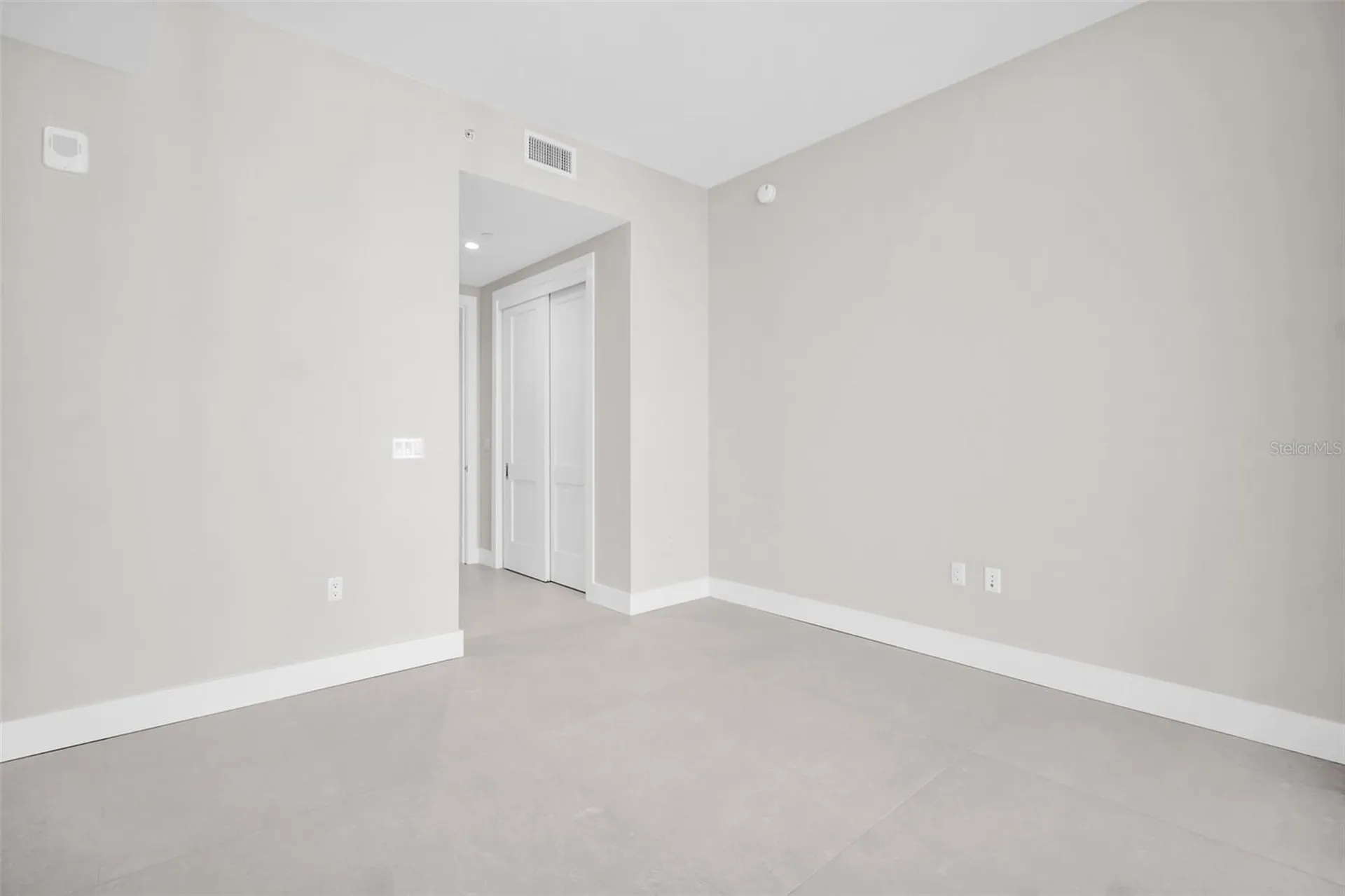275 1st Avenue S St Petersburg FL 33701