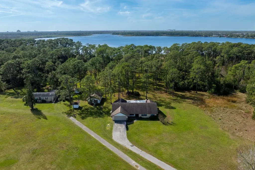 8834 Winter Garden Vineland Road Orlando FL 32836